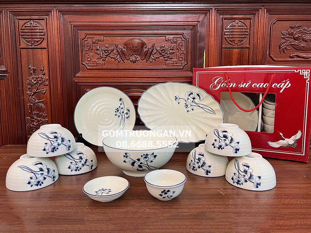 Bộ bát đĩa quà tặng Bát Tràng cao cấp vẽ tay sen lam 1